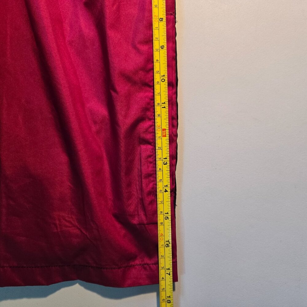 Mountain Ridge Windbreaker - Picture 6 of 6